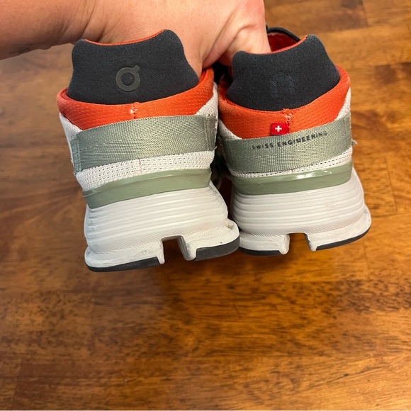 On Running On Cloudnova silver gray orange size women’s 8 - Picture 8 of 12